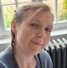 There was a lady called Mary who posted this brownie cookie recipe a while  ago and I want to say thank you as they are amazing! So fudgy and rich! The  picture