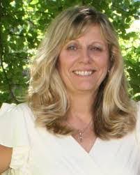 Karen Dunkel's Instagram, Twitter & Facebook