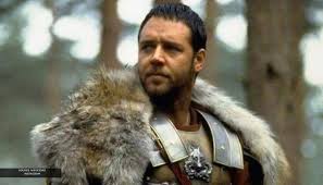 Hilary swank presenting russell crowe the oscar® for best actor for his performance in gladiator at the 73rd academy. Russell Crowe Says Gladiator Script Was So Bad That He Wasn T Given One Initially