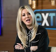Starring kaley cuoco, the flight attendant is a story of how an entire life can change in one night. Kaley Cuoco Will Star In Upcoming Wb Drama The Flight Attendant Kaley Cuoco Hair Hair Styles Trendy Hairstyles