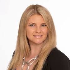 Lauren Perrine's Instagram, Twitter & Facebook