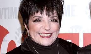 Sometimes it seems as if liza minnelli's whole life has been lived in the public gaze. Liza Minnelli Wunscht Sich Drei Manner Tikonline De