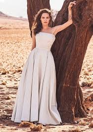 angelina jolie photographed by alexi lubomirski for harper s bazaar november 2017 angelina jolie dress angelina jolie angelina jolie style