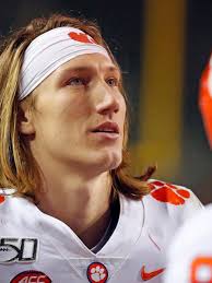 Sure, he bobbled a lawrence pass in early passing drills (it may have been a hair out of. Clemson Qb Trevor Lawrence Back In Top Form Wciv