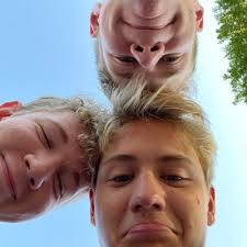 Cameron Hager (@cameronhager_)