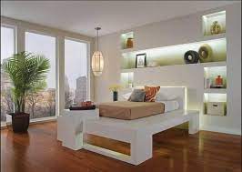 Birbirinden farklı modelleri ile bazıları sade bir düzenleme yaparken bazıları da lüks ürünlerle yapılmış. Yatak Odasi Nis Modeli Ve Dekorasyonu