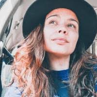 Jacinda Adams's Instagram, Twitter & Facebook