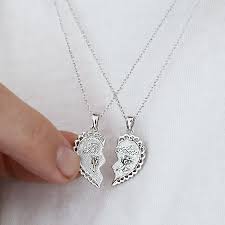 Te Amo Set Of Two Friendship Necklaces In 2021 Friendship Necklaces Broken Heart Necklace Broken Heart Charm