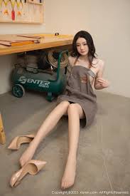 是小逗逗[Xiuren秀人網] NO.6835 (82 Photos) – CosBlay