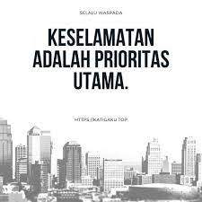 Penerapan safety slogan di tempat kerja memiliki beberapa tujuan, diantaranya adalah untuk selalu mengingatkan akan pentingnya safety atau keselamatan berikut ini adalah beberapa contoh safety slogan atau motto k3 yang bisa kita gunakan di tempat kerja kita. 63 Kata Bijak K3 Slogan K3 Dan Motto K3 Katigaku Top