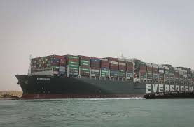 Mit dem naiven grundvertrauen des laien in. Das Riesige Containerschiff Blockiert Immer Noch Den Suez Kanal Und Behindert Den Schiffsverkehr Stuttgarter Zeitung