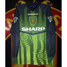 This is a listing for a hand signed and framed jersey of the football legend, peter schmeichel. Jersey Manchester United Original Goalkeeper 1997 1998 Signed By Peter Schmeichel Shopee Indonesia