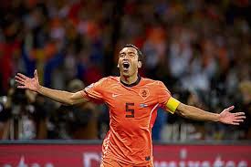 De selectie van toenmalig bondscoach bert van marwijk beschikte over aan aantal spelers van. Dit Is Het Sterrenelftal Van Andre Ooijer Nederlands Voetbal Ad Nl