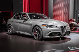 Motortrend Di Instagram Alfa Romeo Debuts The 2020 Giulia And Stelvio Special Edition Nring Models Alfa Romeo Giulia Alfa Romeo Alfa Romeo Giulia Quadrifoglio