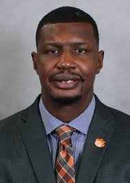 Antonio Reynolds Dean