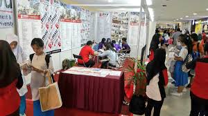 Berikut adalah lokasi dan tarikh karnival pendidikan tinggi negara yang merangkumi zon, lokasi dan masa : Msu Malaysia On Twitter At Karnival Pendidikan Tinggi Negara Kuching Register With Us And Be T Graduate Of Choice Msu Soaringupwards Https T Co D7qovemnwz