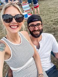 Mom seeking friends in Saline County