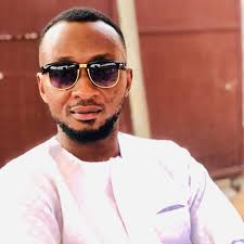 I love how this suit makes that “cool factor” statement. Funnily enough,  this fabric wasn't one of those I was keen