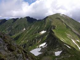 Iarna Din Iunie In MunÈ›ii FÄƒgÄƒraÈ™ Imagini Spectaculoase Surprinse In Drum Spre Cel Mai Inalt Varf Din Romania Foto Observatorul Prahovean
