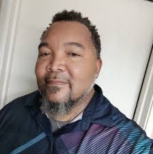 Robert Stepney's Instagram, Twitter & Facebook