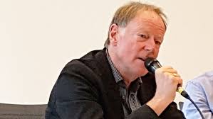 In seiner kindheit war poschmann ab 1965 fußballspieler beim sf 03 pasing, doch 1968 wechselte er zum mittelstreckenlauf. Fussball Und Leichtathletik Verband Westfalen Flvw Ex Zdf Sportmoderator Wolf Dieter Poschmann Kommt Nach Munster