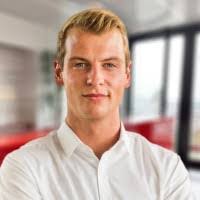 Jon Starke's Instagram, Twitter & Facebook