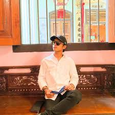 Anak kepada pasangan yusri ishak (bapa) dan bukan sahaja gagal menambat hati juri, malah undian atas talian menerusi aplikasi tiktok juga. Dengan Kekasih Dah Putus Saya Ikut Cakap Mak Aiman Tino Perjelas Isu Berantakan Dengan Ahli Keluarga Bulan Lalu Nota Kata