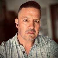 Peter Gilheany's Instagram, Twitter & Facebook