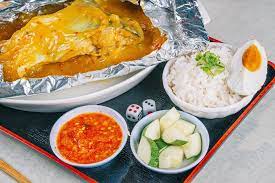 Ikan patin segar dari sungai pahang, di masak tempoyak stail orang temerloh. 5 Lokasi Wajib Datang Untuk Nikmati Ikan Patin Masak Tempoyak Di Temerloh