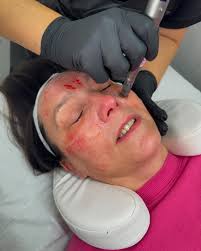 Daisey's Nails and Beauty...