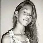 Linda Gasparini's Instagram, Twitter & Facebook