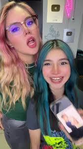 Gladys Puente's Instagram, Twitter & Facebook