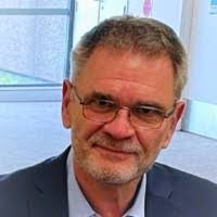 Daven Hill's Instagram, Twitter & Facebook