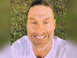 Nicholas Atchley's Instagram, Twitter & Facebook