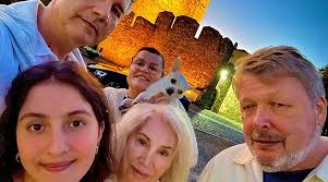 CONTRADIÇÃO I GASTRO BAR, Braganca