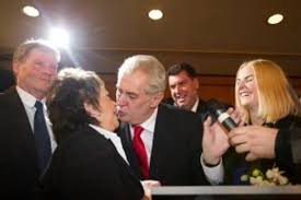Bienvenido al portal digital oficial de la presidencia de la república de el salvador. Novy Cesky Prezident Zeman So Mnou Pride Zakon Svet Sme