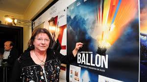 Browse 691 franco foda stock photos and images available, or start a new search to explore more stock photos and images. Film Uber Ballonflucht Ddr Agenten Bedrohten Familie Im Westen Pegnitz Nordbayerischer Kurier