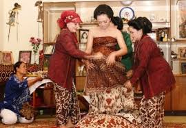 Tata cara pernikahan adat jawa. Pengertian Mitoni Langkah Langkah Serta Manfaatnya