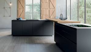 Les façades et le plan de travail de cette cuisine avec îlot central a été réalisé sur mesure. Un Materiau Top Pour Les Cuisines Zecchinon Le Fenix Cuisines Zecchinon Marseille Provence