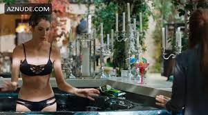 GENEVIEVE BUECHNER Nude 