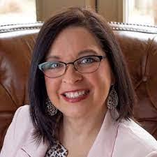 Tandi Smith's Instagram, Twitter & Facebook