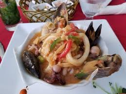 I took frozen mussels, cleaned and cooked frozen shrimp. Seafood Casserole Picture Of Perla Del Mar Curacao Curacao Tripadvisor