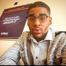 Robert Esquilin's Instagram, Twitter & Facebook