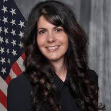 Roxanne Canestrelli (@CanestrelliR)