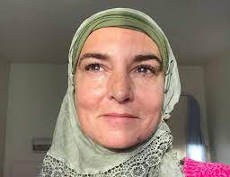 Sinéad o'connor — nothing compares 2 u 05:03. Sinead O Connor Converts To Islam Bbc News