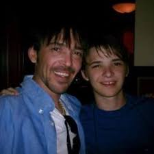 Houston Stull (@Kiysersoze)