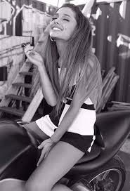 Pin On Ariana Grande