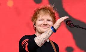 TOP 10 des chanteurs roux et des chanteuses rousses