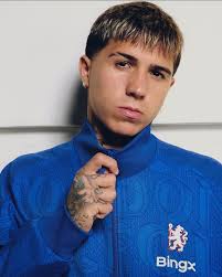 Top 3 most handsome players in EPL 1 Hakim Ziyech (CHE) 2 Jadon Sanch (MUN)  3 Jõao Pedro (WAT) #facts