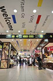 Din marile orașe la aeroportul din otopeni și cluj napoca. Aeroportul Otopeni UreazÄƒ Bun Venit La PlecÄƒri Video Europa Fm